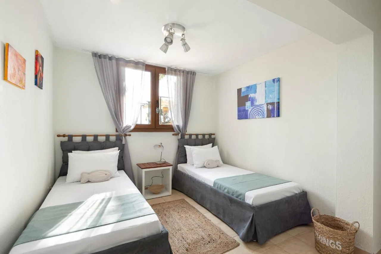 Vitamin Sea Beachfront Villa, Sithonia #Feelslikehome Metamorfosi  0*, Metamorfosi (Sithonia) Grækenland
