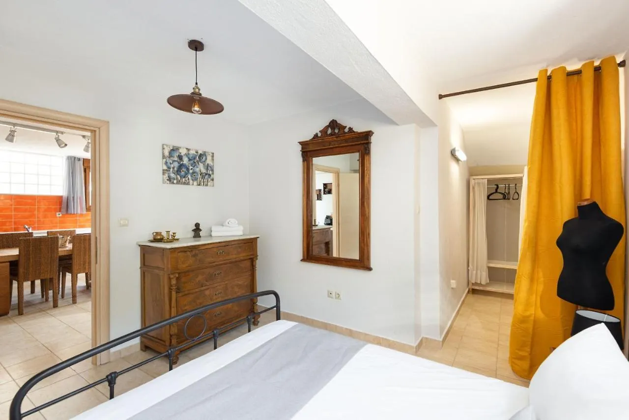 Vitamin Sea Beachfront Villa, Sithonia #Feelslikehome Metamorfosi  Villa