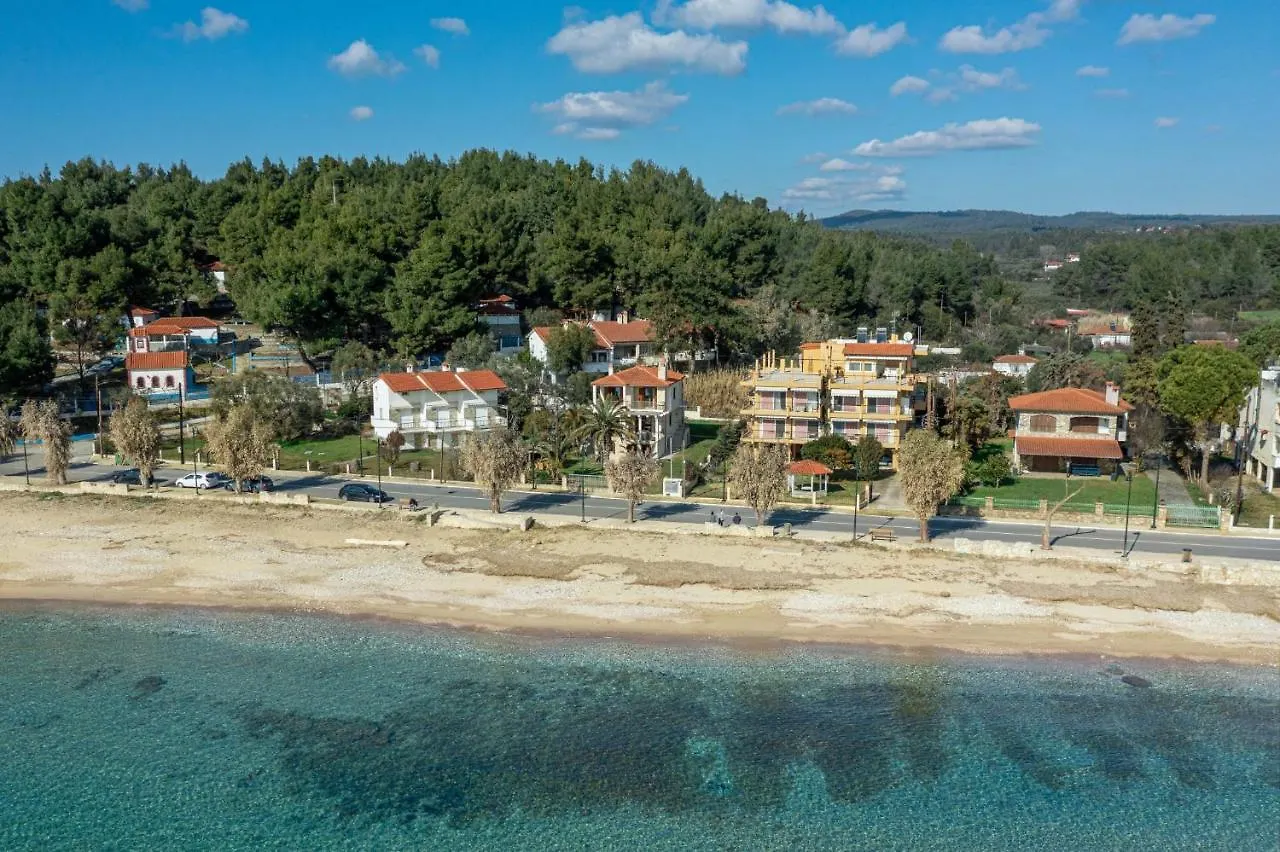 Villa Vitamin Sea Beachfront Villa, Sithonia #Feelslikehome Metamorfosi  Greece